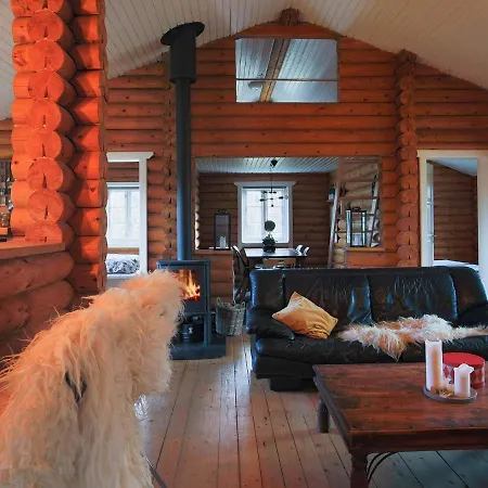6 Person Holiday In R Dby *